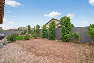 10218 W Piccadilly Rd, Avondale, AZ 85392 - Photo 26