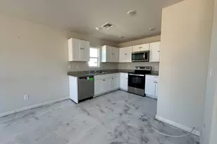 14058 S Avalon Rd, Arizona City, AZ 85123 - Photo 10