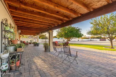 11138 W Hatcher Road, Sun City, AZ 85351 - Photo 38