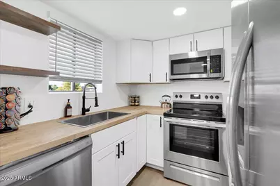 413 E Linda Lane #D, Gilbert, AZ 85234 - Photo 10