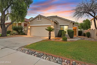 17160 W Young Street, Surprise, AZ 85388 - Photo 2