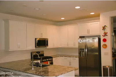 9408 W Atlantis Way, Tolleson, AZ 85353 - Photo 4