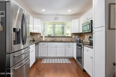 7714 E Rancho Vista Drive, Scottsdale, AZ 85251 - Photo 8