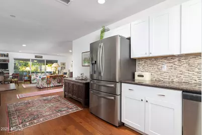 7714 E Rancho Vista Drive, Scottsdale, AZ 85251 - Photo 10