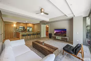 7117 E Rancho Vista Dr, Scottsdale, AZ 85251 - Photo 8