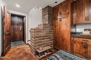 8300 E Dixileta Dr, Scottsdale, AZ 85266 - Photo 36