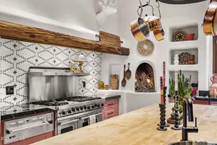 8300 E Dixileta Dr, Scottsdale, AZ 85266 - Photo 16