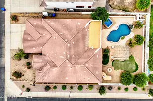 1858 E Coconino Dr, Chandler, AZ 85249 - Photo 4