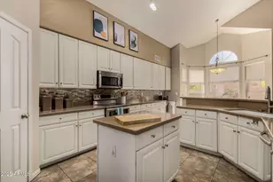 16024 S 7th Dr, Phoenix, AZ 85045 - Photo 10