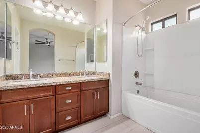 21655 N 36th Avenue #106, Glendale, AZ 85308 - Photo 10