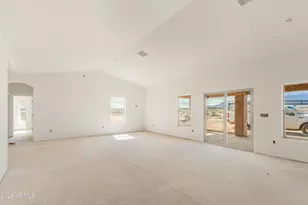 9413 S Caballero Loop, Hereford, AZ 85615 - Photo 8