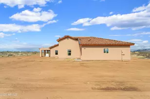 9413 S Caballero Loop, Hereford, AZ 85615 - Photo 4