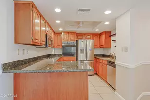 17404 N 99th Ave, Sun City, AZ 85373 - Photo 10