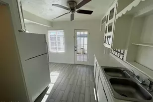 7210 N 55th Dr, Glendale, AZ 85301 - Photo 10