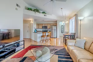 10401 N 52nd St, Paradise Valley, AZ 85253 - Photo 1