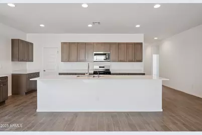 46594 W Lander Lane, Maricopa, AZ 85139 - Photo 2