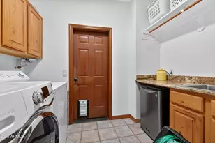 11990 Glodia Dr, Flagstaff, AZ 86004 - Photo 34