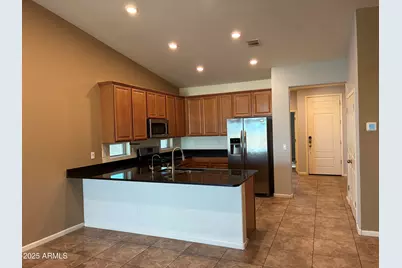 69 S 195th Lane, Buckeye, AZ 85326 - Photo 4