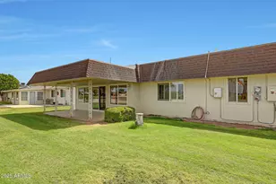 10416 W Prairie Hills Cir, Sun City, AZ 85351 - Photo 24