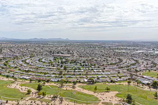 10416 W Prairie Hills Cir, Sun City, AZ 85351 - Photo 26