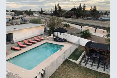 4231 N 13th Place #110, Phoenix, AZ 85014 - Photo 1