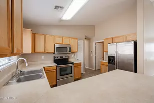 43741 W Wild Horse Trail, Maricopa, AZ 85138 - Photo 10