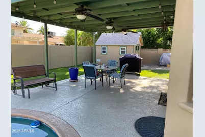 8742 E Berridge Lane, Scottsdale, AZ 85250 - Photo 10