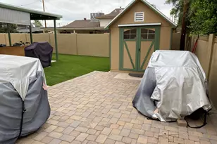 8742 E Berridge Ln, Scottsdale, AZ 85250 - Photo 6