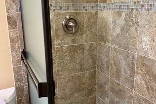 8742 E Berridge Ln, Scottsdale, AZ 85250 - Photo 18