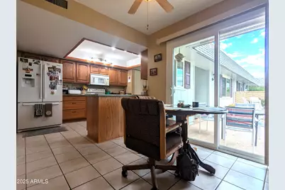 10509 W Roundelay Circle, Sun City, AZ 85351 - Photo 8