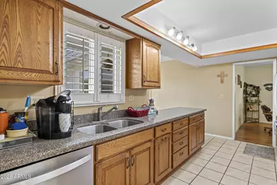 10509 W Roundelay Circle, Sun City, AZ 85351 - Photo 8