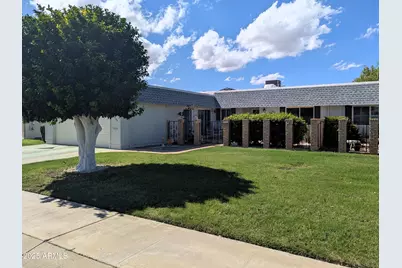 10509 W Roundelay Circle, Sun City, AZ 85351 - Photo 2