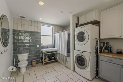 225 W Orchid Lane, Phoenix, AZ 85021 - Photo 18