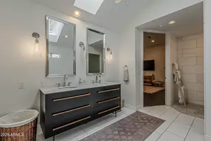 225 W Orchid Ln, Phoenix, AZ 85021 - Photo 34