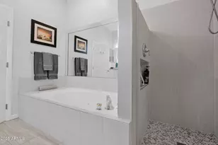 8270 N Hayden Rd, Scottsdale, AZ 85258 - Photo 20