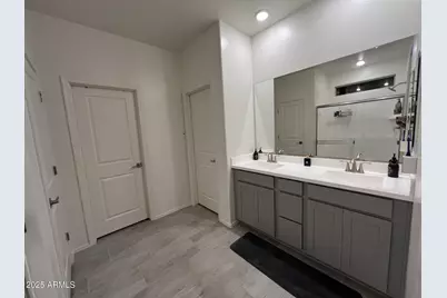 17160 W Running Deer Trail, Surprise, AZ 85387 - Photo 16