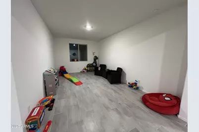 17160 W Running Deer Trail, Surprise, AZ 85387 - Photo 12