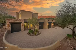 2466 S Pinyon Village Dr, Gold Canyon, AZ 85118 - Photo 8