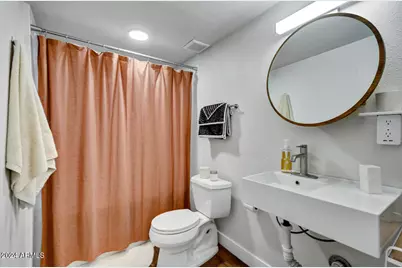 3737 E Turney Avenue #116, Phoenix, AZ 85018 - Photo 14