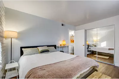 3737 E Turney Avenue #116, Phoenix, AZ 85018 - Photo 10