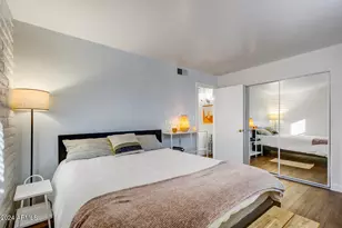 3737 E Turney Ave, Phoenix, AZ 85018 - Photo 10