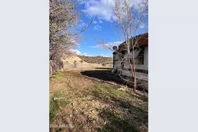 18100 S Double Tree Road #213, Peeples Valley, AZ 86332 - Photo 2