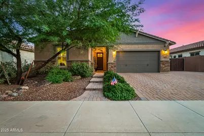 18377 W Elm Street, Goodyear, AZ 85395 - Photo 2