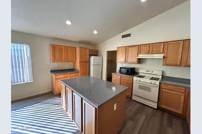 10857 E Wier Avenue, Mesa, AZ 85208 - Photo 12