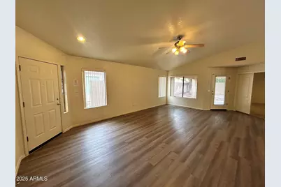 10857 E Wier Avenue, Mesa, AZ 85208 - Photo 6