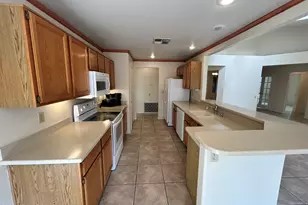 3809 E Desert Flower Ln, Phoenix, AZ 85044 - Photo 12