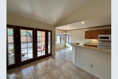 3809 E Desert Flower Lane, Phoenix, AZ 85044 - Photo 10