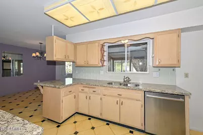 9916 W Hope Circle, Sun City, AZ 85351 - Photo 12