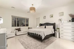 3010 E Desert Ln, Phoenix, AZ 85042 - Photo 12