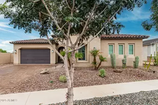 3010 E Desert Ln, Phoenix, AZ 85042 - Photo 2